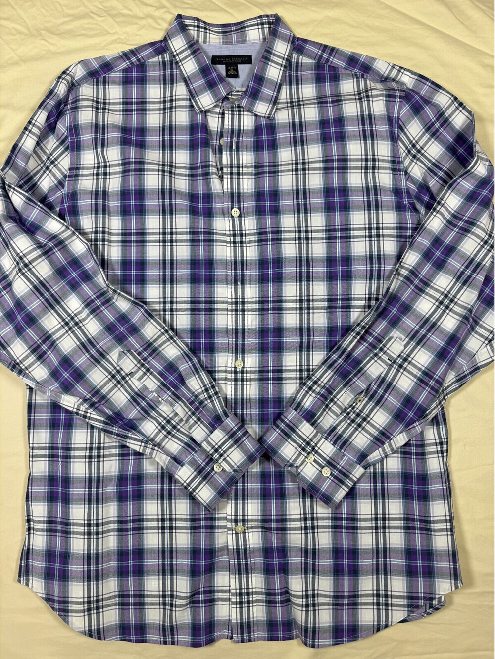 Banana Republic Men's Long Sleeve Shirt XL Purple Plaid Standard Fit Non-Iron